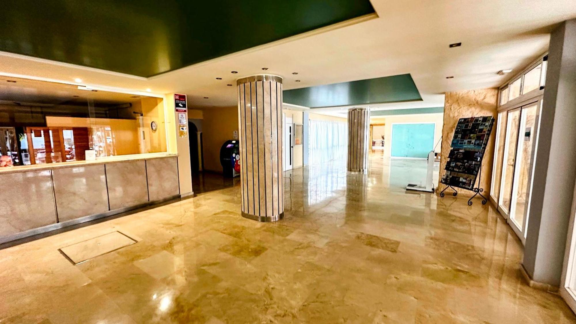 Estudio Francisco Agata Benalmadena Luaran gambar